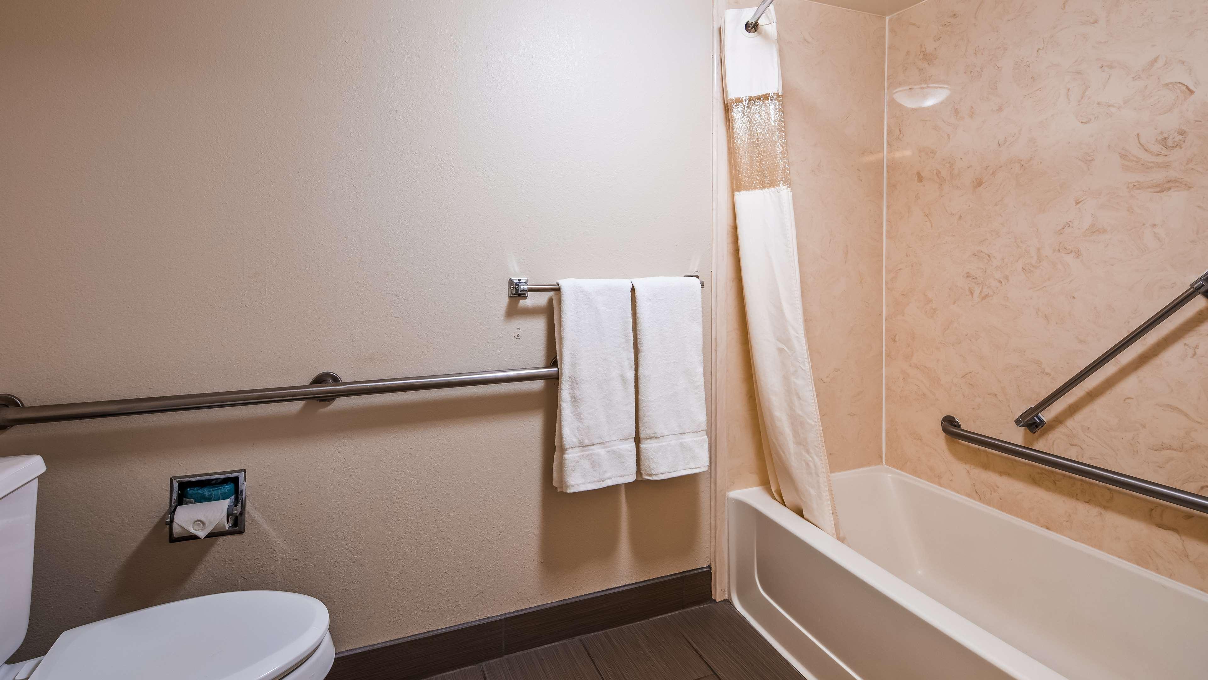 Best Western Airport Inn Pearl Exterior foto